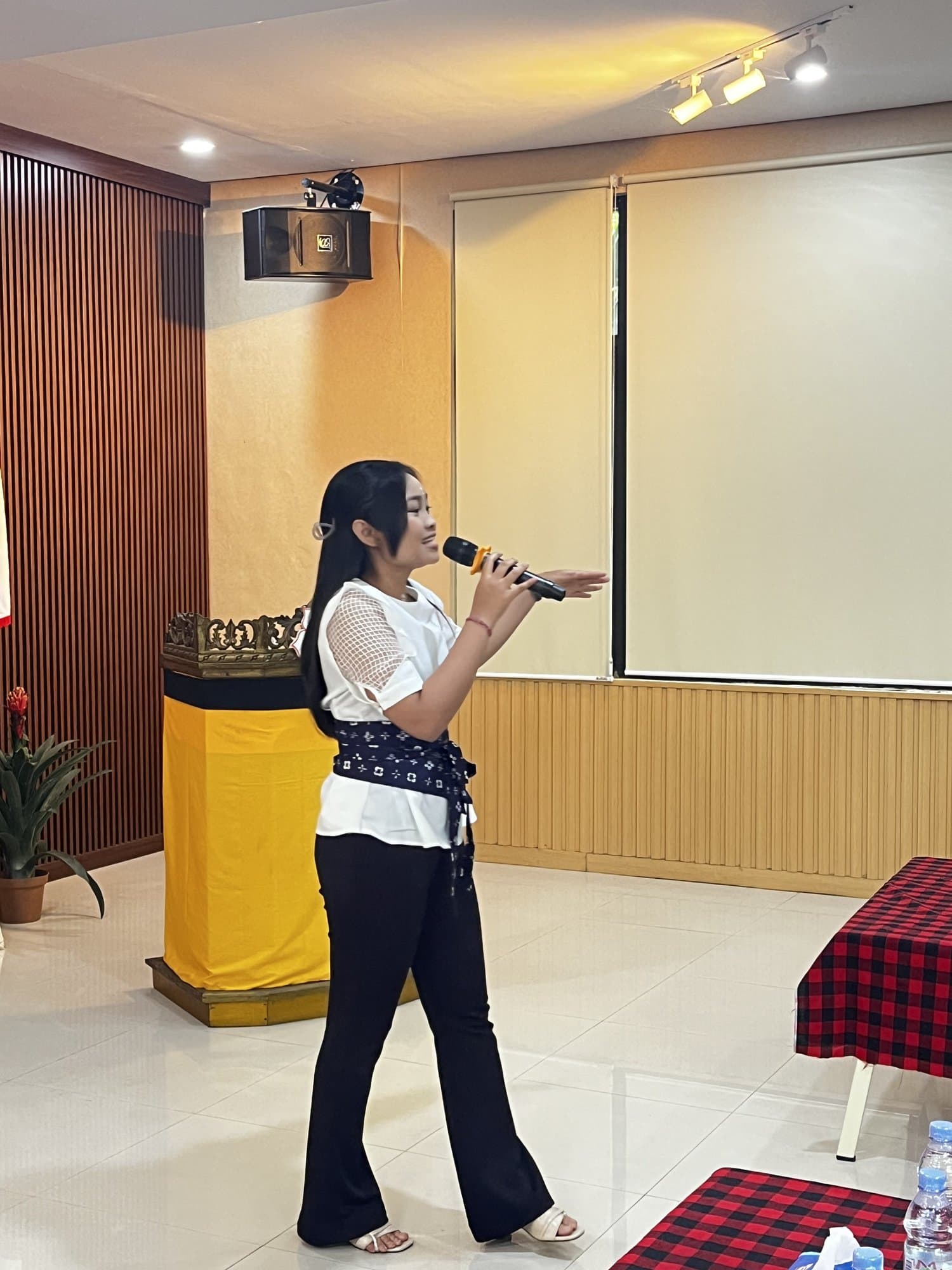 Interactive engagement with the audience during campus stage sessions.